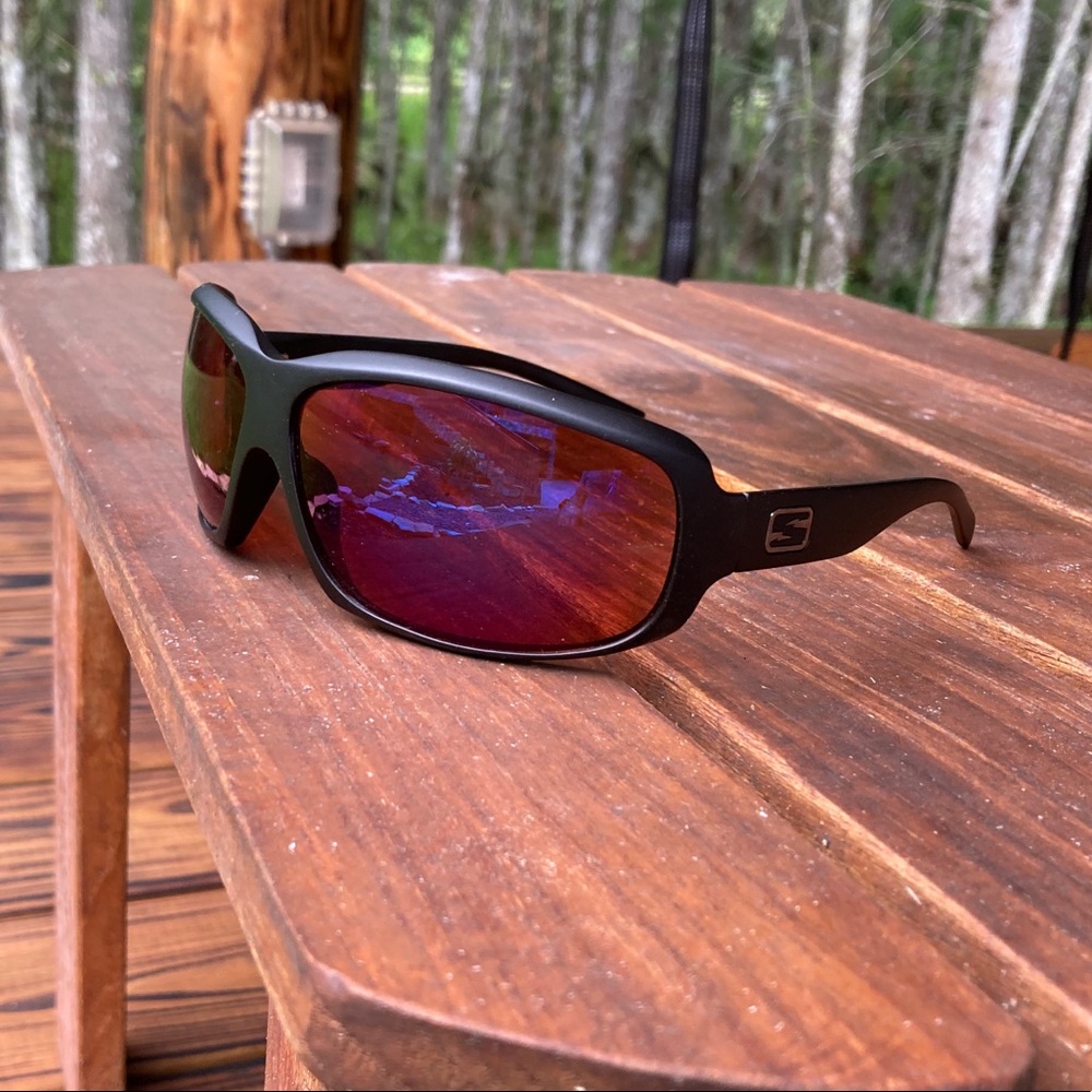 Skeleton Optics Intake NP sunglasses Black/Smoke